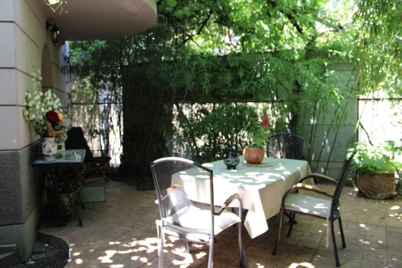 Garden Center Apartment Újvidék Kültér fotó
