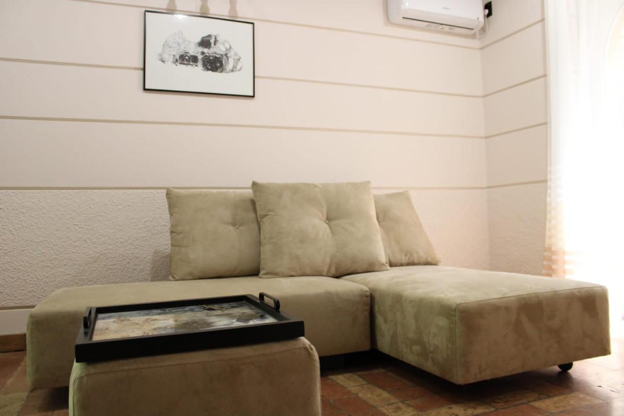 Garden Center Apartment Újvidék Kültér fotó
